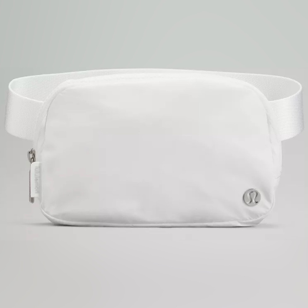 Lululemon Belt bag In White